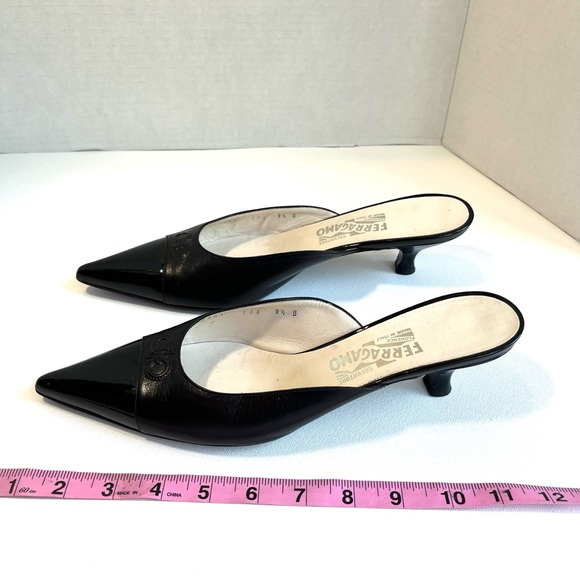 Salvatore Ferragamo Black Pointed Cap Toe Kitten Heels - Picture 8 of 8